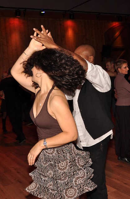 min 2009 11 29 station danse 166